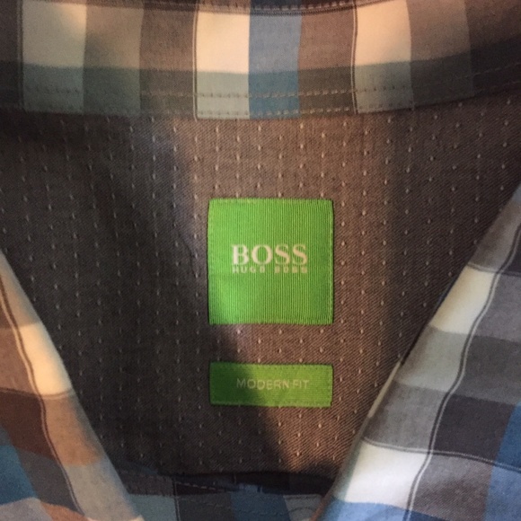 Hugo Boss button down - Picture 2 of 4